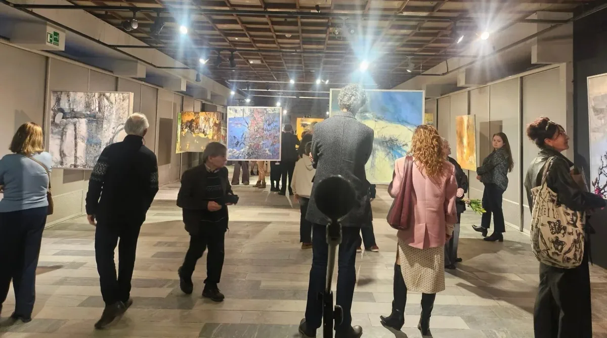 Dokumentacja wystawy TRZY PO TRZY w Miejskiej Galerii Sztuki w Częstochowie, widok 2.